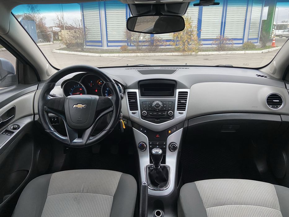 Chevrolet Cruze 2009 1.6 Газ Бензин