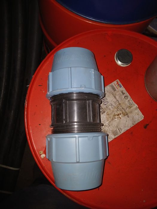 Продам Трубу Полиэтиленовую 90х5.4 мм 50 метров