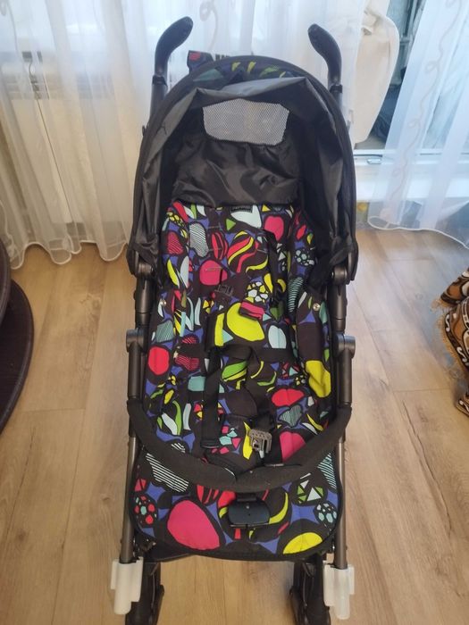Коляска Peg-Perego Pliko Mini Classico Manri чорна з малюнком