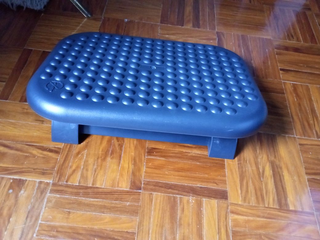 Apoio para descanso de pés