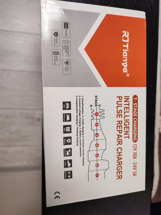 Зарядний пристрій 12/24в - 10А 5А