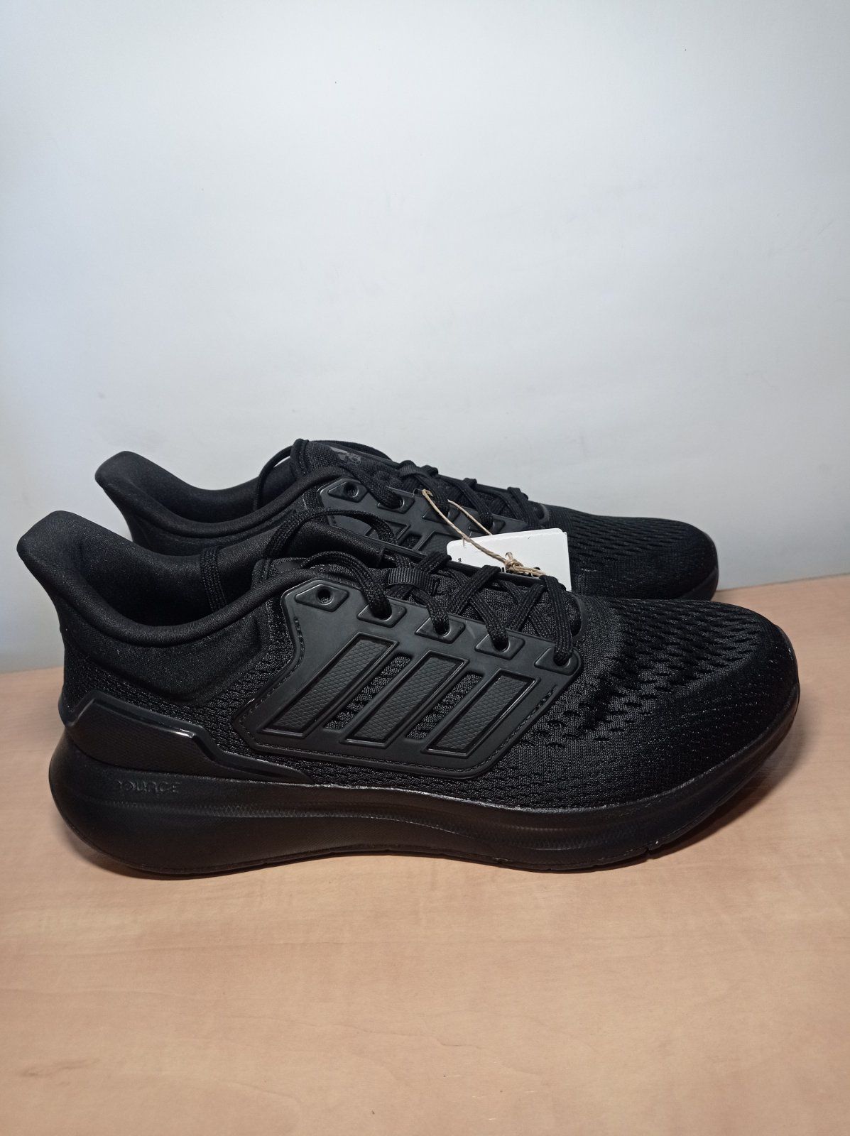 Кросівки Adidas 42,5р
