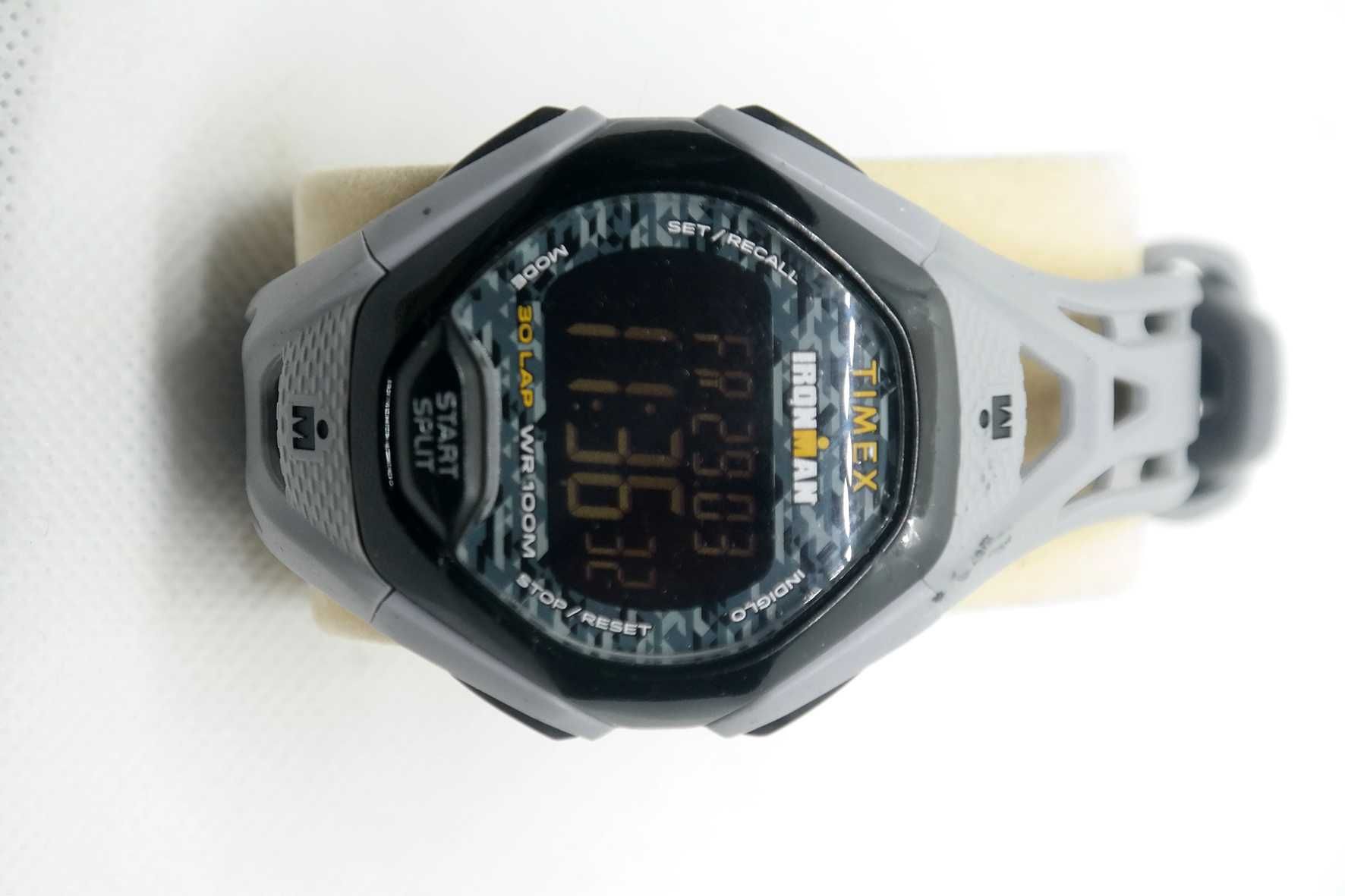 Чоловічий спортивний годинник Timex