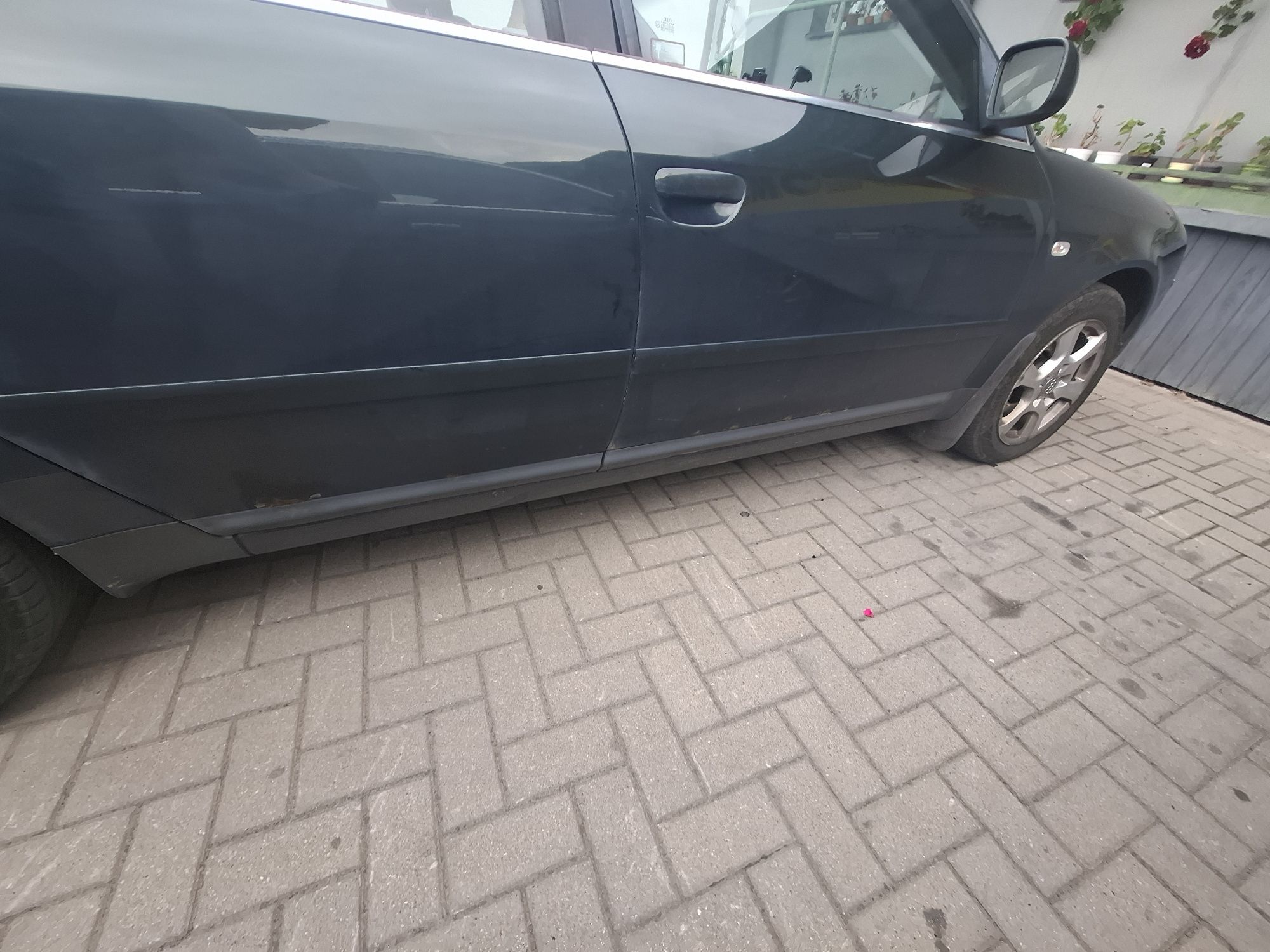 Sprzedam audi a6 c5 2.4 B+G 2002 sedan