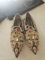Buty D&G mocno zdobione z kryształkami