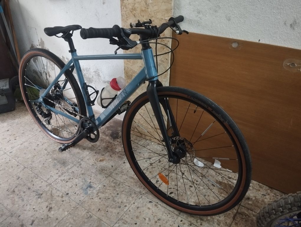 Vendo bicicleta triban como nova