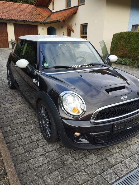 Sam. Osobowy Mini Cooper SD
