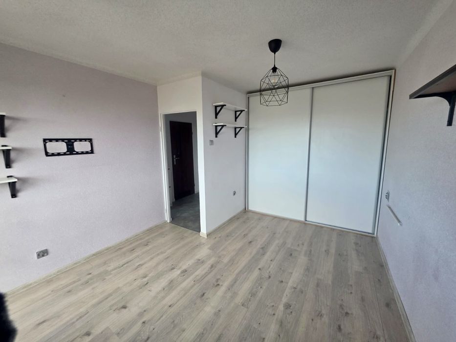 Kawalerka 27 m² z balkonem i widokiem na fontannę