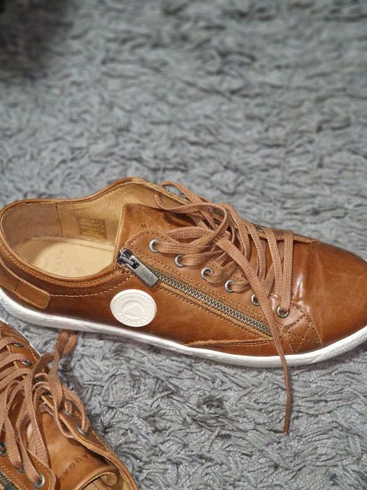 Sapatos homem Pataugas 40