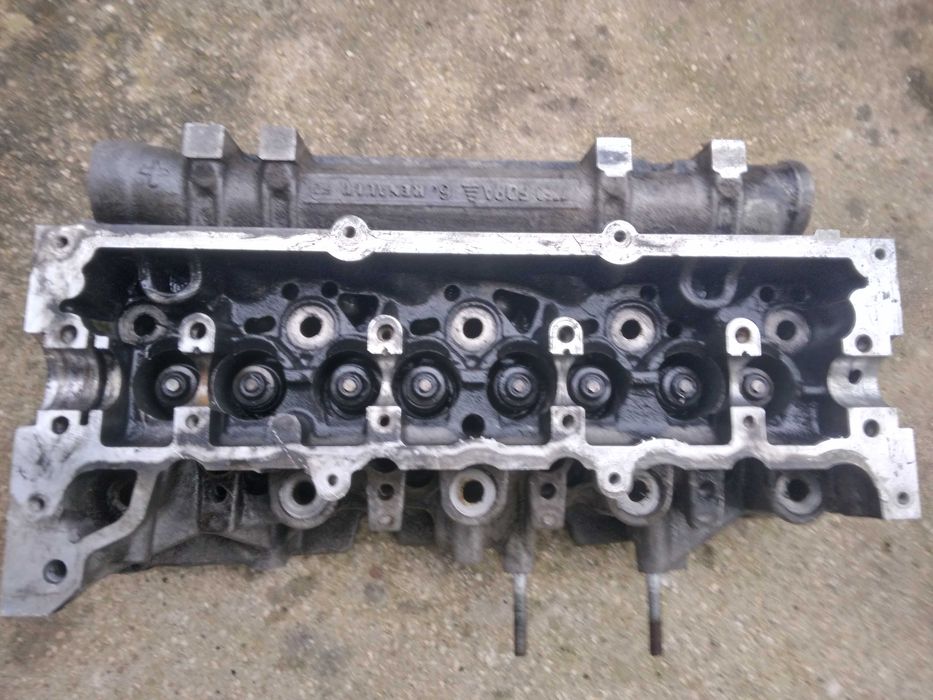 Vendo cabeça de motor, renault clio 1500 dci 65 cavalos, ano 2002