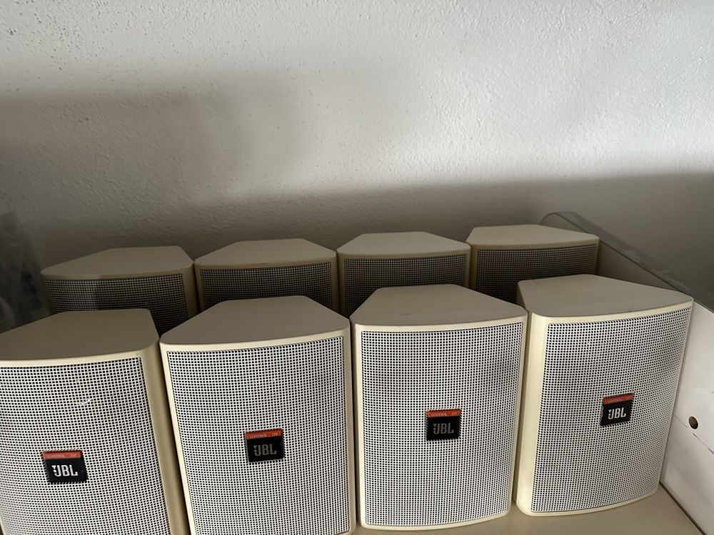 Conjunto de 4 colunas JBL CONTROL 23T