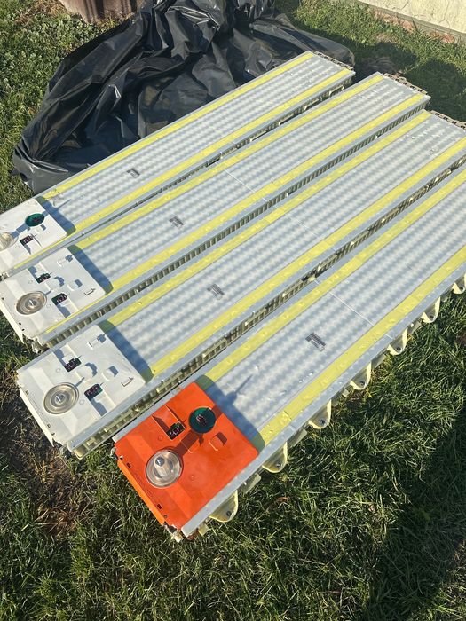 Модуль на Тесла модель Y