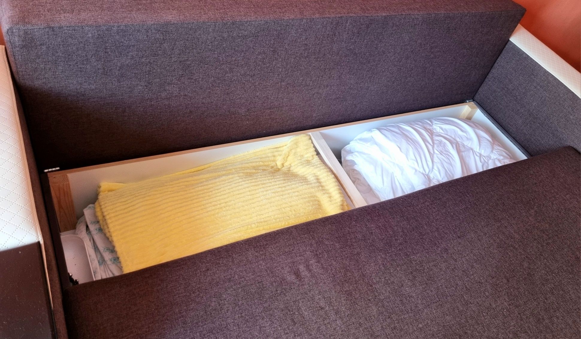 Duża rozkładana sofa z pojemnikiem - brązowy melanż