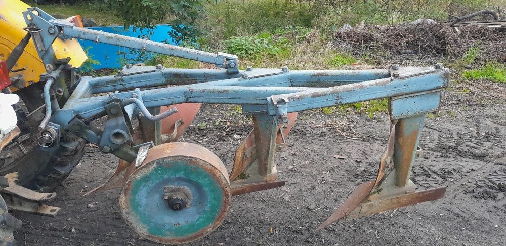 Pług 3 skibowy Unia Grudziądz  PODWYŻSZONY ,