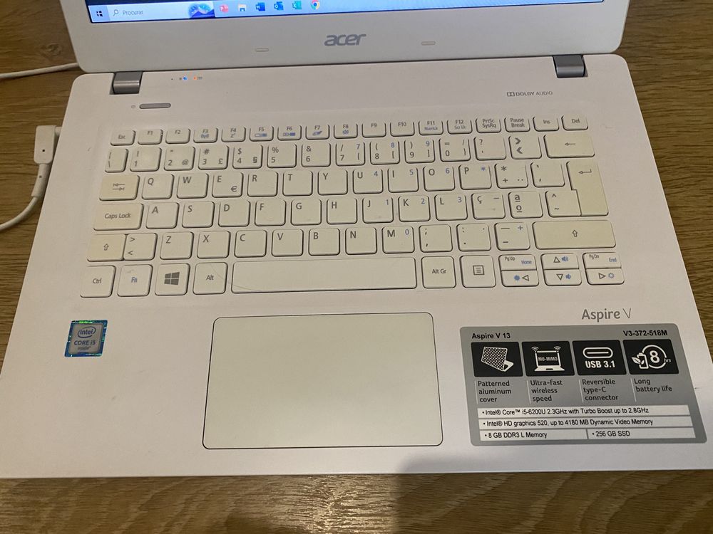 Acer Aspire V3 (i5 / 8Gb / 256Gb SSD)