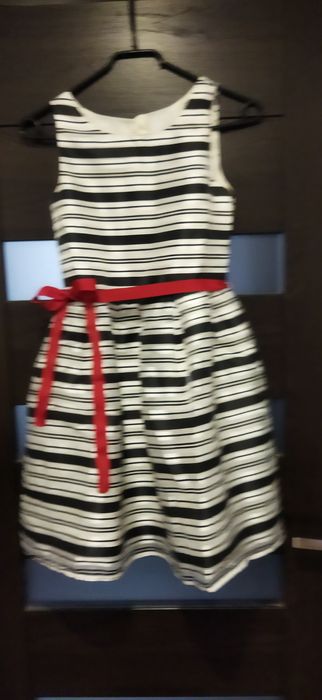 Sukienka 146 nowa smyk
