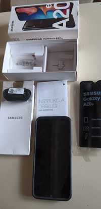 Telefon Samsung Galaxy A20e.