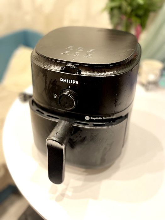 Продам мультипіч Philips (аерофритюрницю)