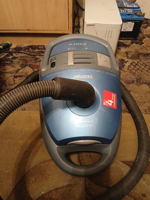 Odkurzacz Zelmer Jupiter 2000W jak 2100W z gniazdem elektroszczotki