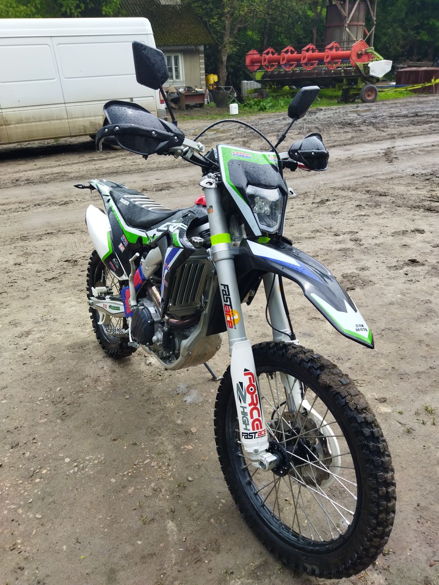 Продаю мотоцикл Sokmoto CRF 300