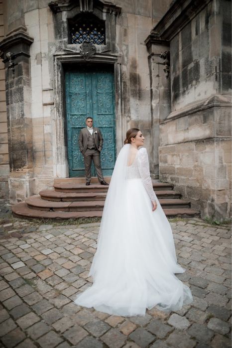 Весільна сукня