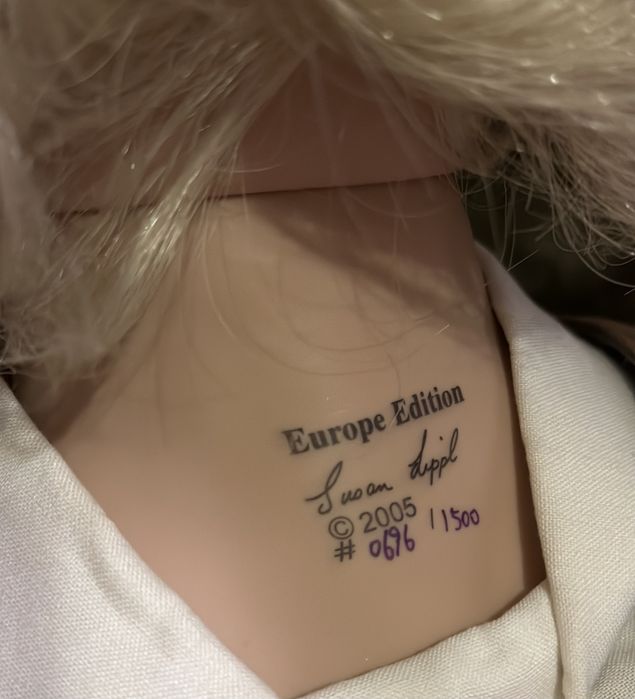 Лялька хлопчик, колекційний