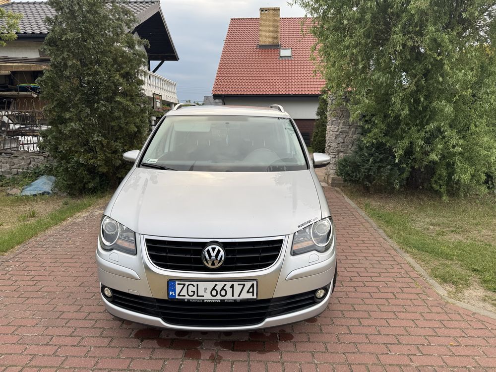 VW Touran 1.6 MPI benzyna +gaz 7 os.