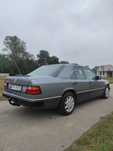 Mercedes-Benz W124 (1984-1993) Mercedes-Benz W124 230E