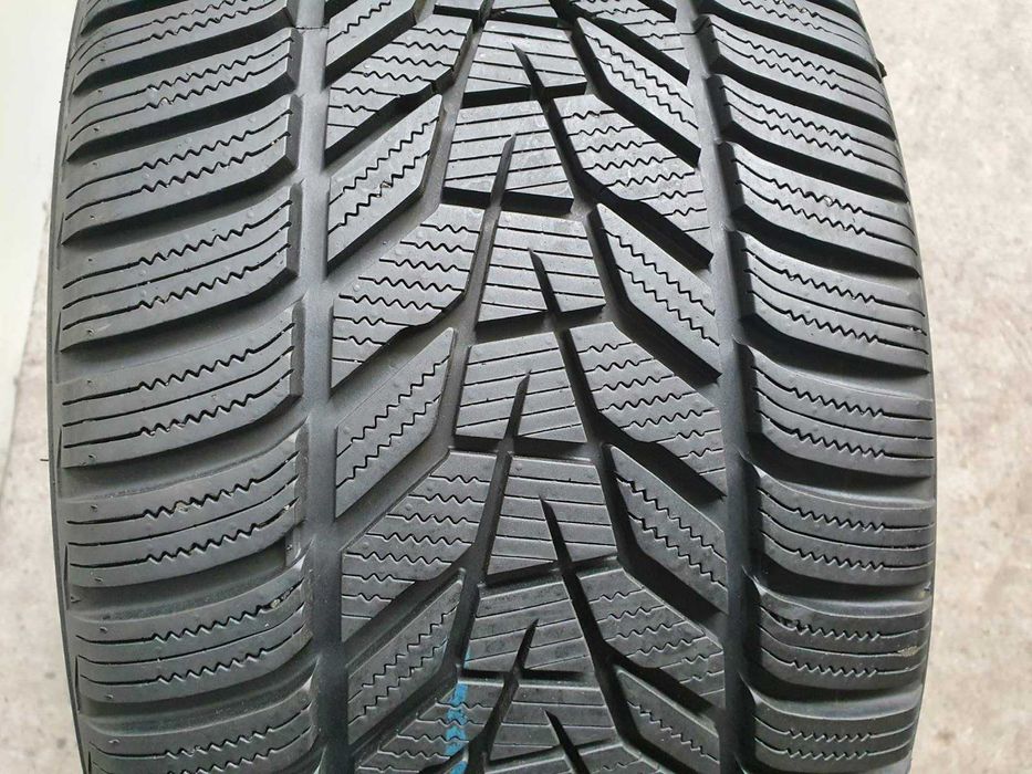 2x Hankook Winter I'cept Evo 3  245/45r19  8mm Jak nowe 2023r