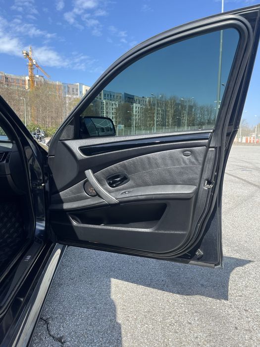 Продам Bmw 530xi ( можливий обмін )