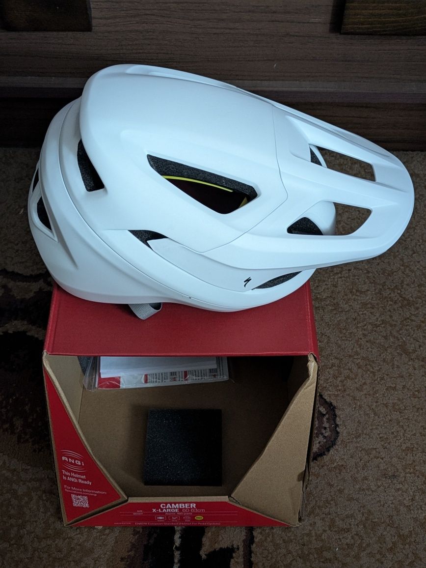 Specialized Camber XL Biały