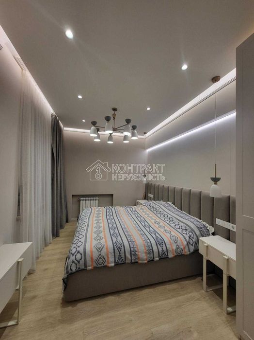 Продається велика 4К квартира у СТАЛІНЦІ парк Артема