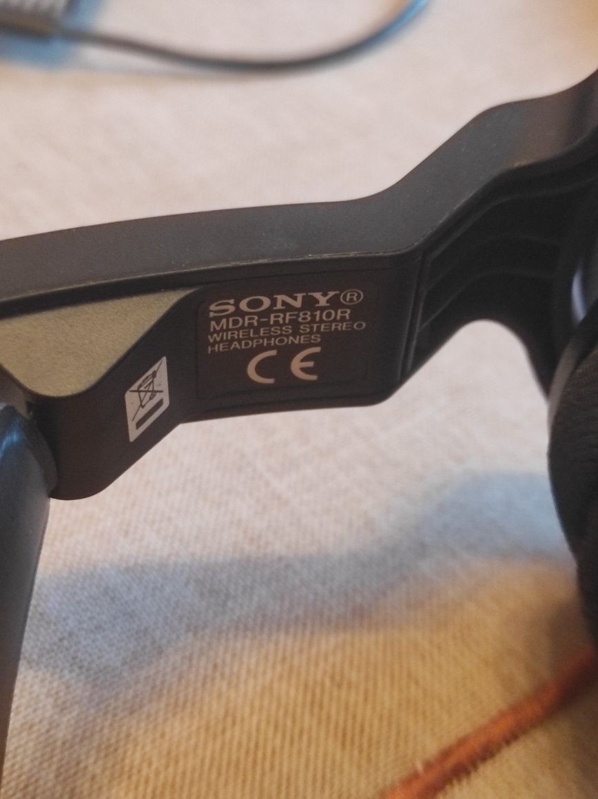 Słuchawki bezprzewodowe Sony MDR-RF810R