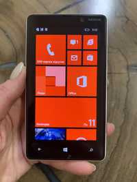 Телефон nokia lumia 820