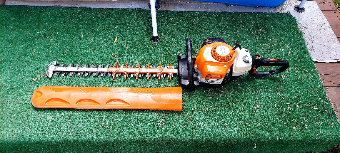Nożyce do żywopłotu stihl hs 82 R super stan