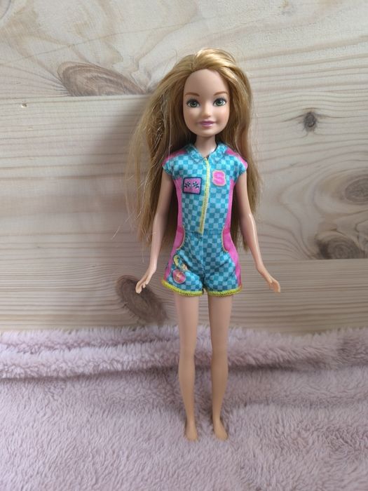 Ляльки Барбі, Mattel, Disney