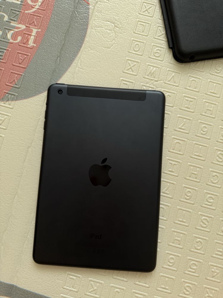 Продам iPad mini 1 (Wi-Fi + Cellular) 16gb
