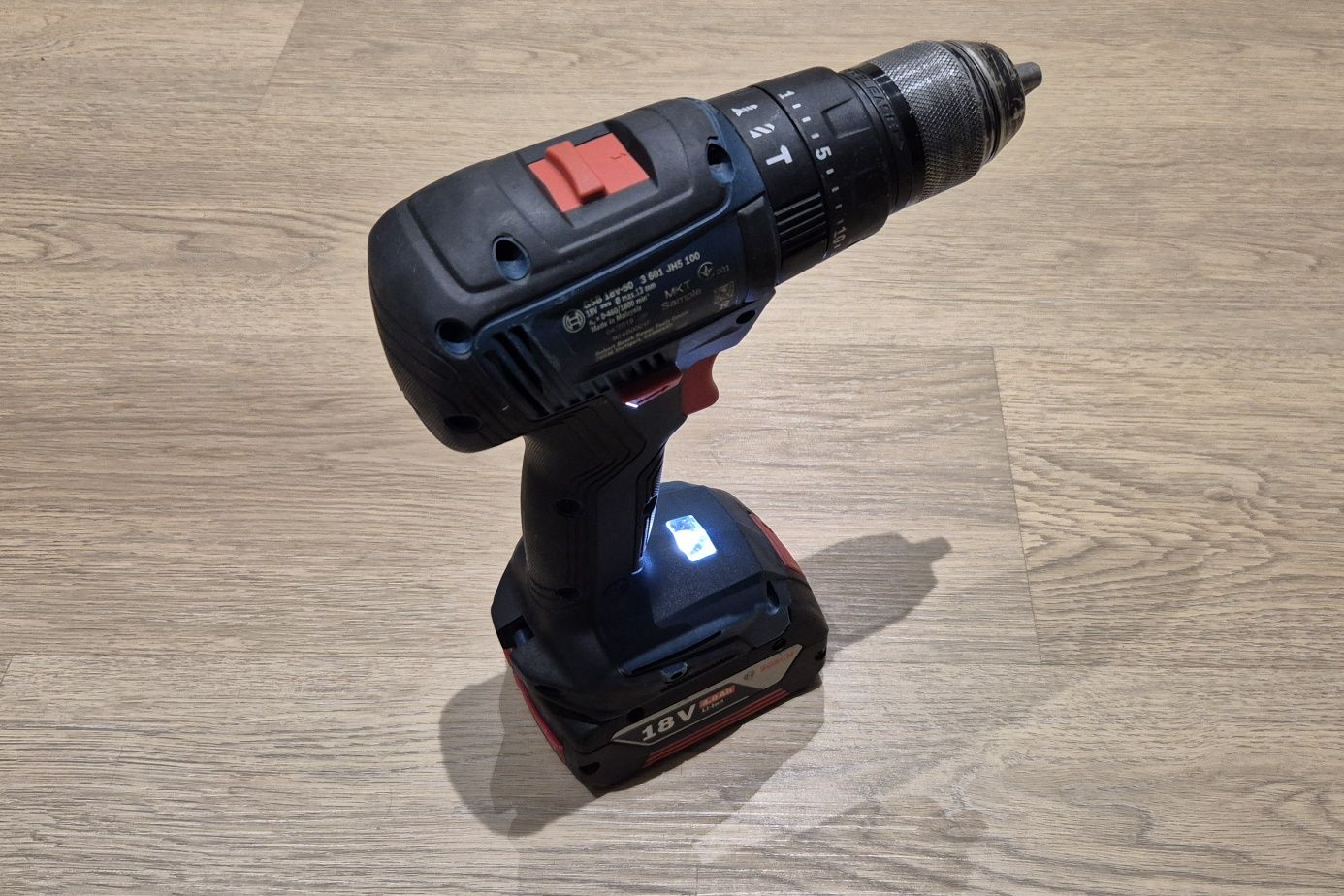 Шуруповерт ударний Bosch GSB 18V-50