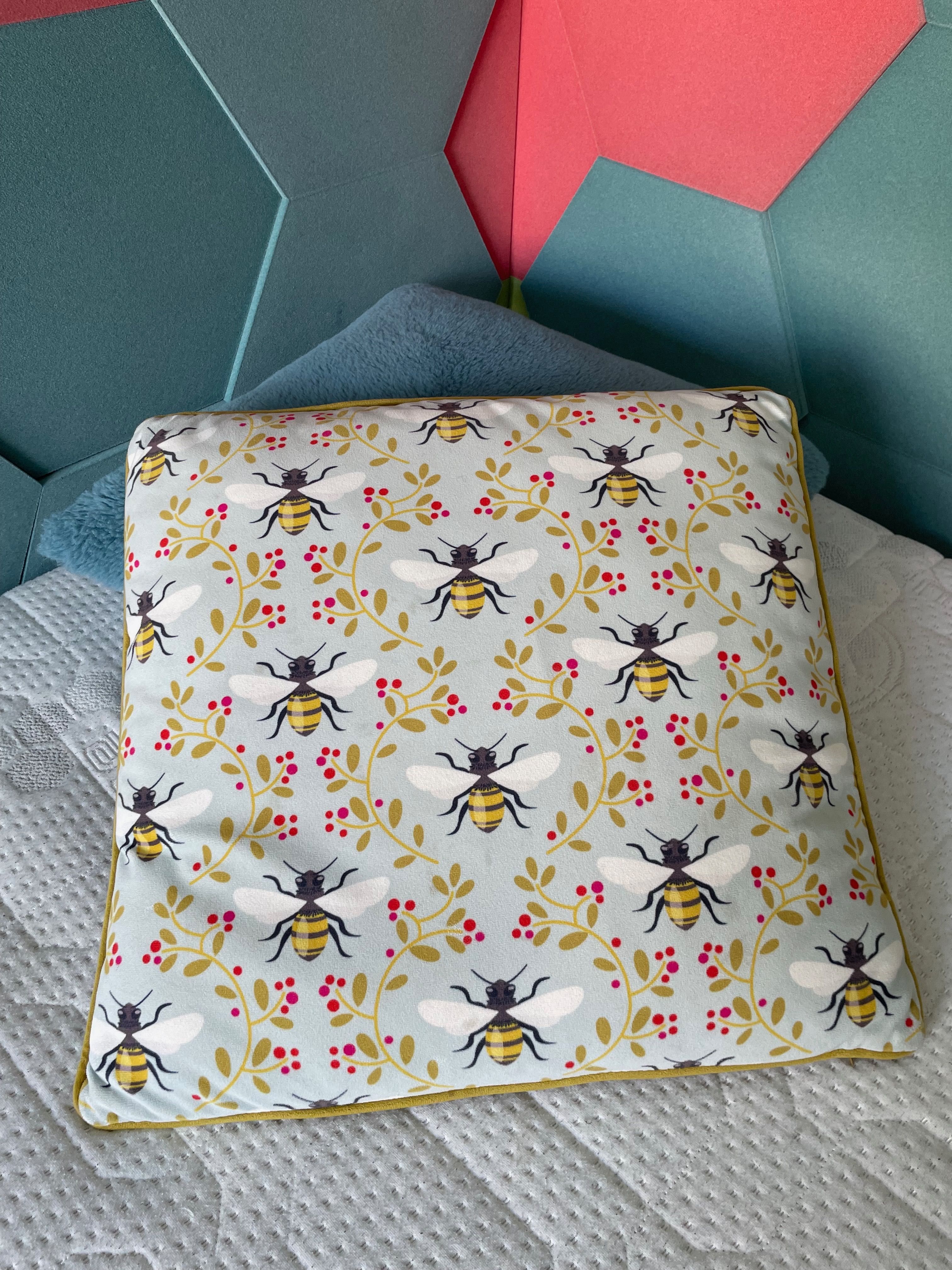 poduszka dekoracyjna pszczoły lemonka mięta 50 cm x 50 cm