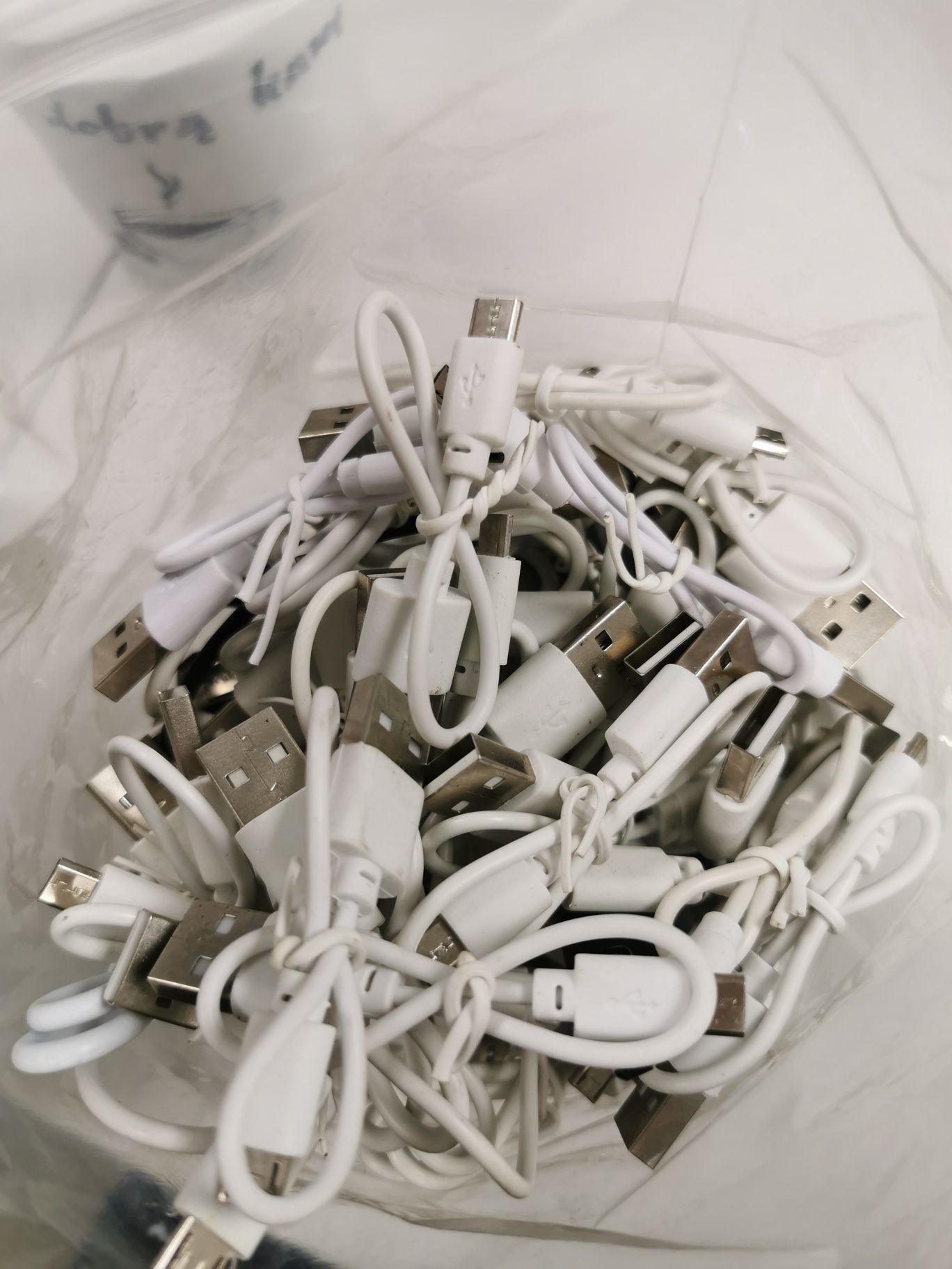 50 sztuk białych kabli micro USB 20cm