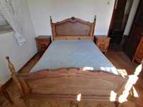 Conjunto de quarto antigo