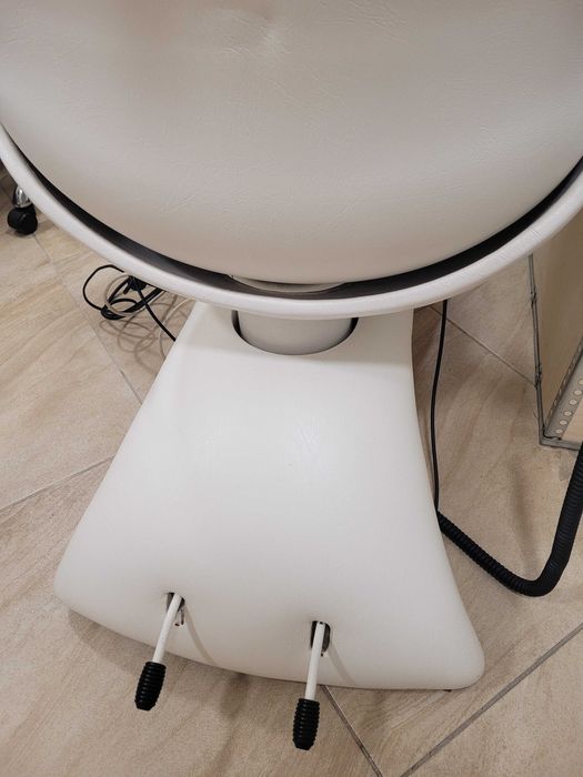 Fotel kosmetyczny elektryczny