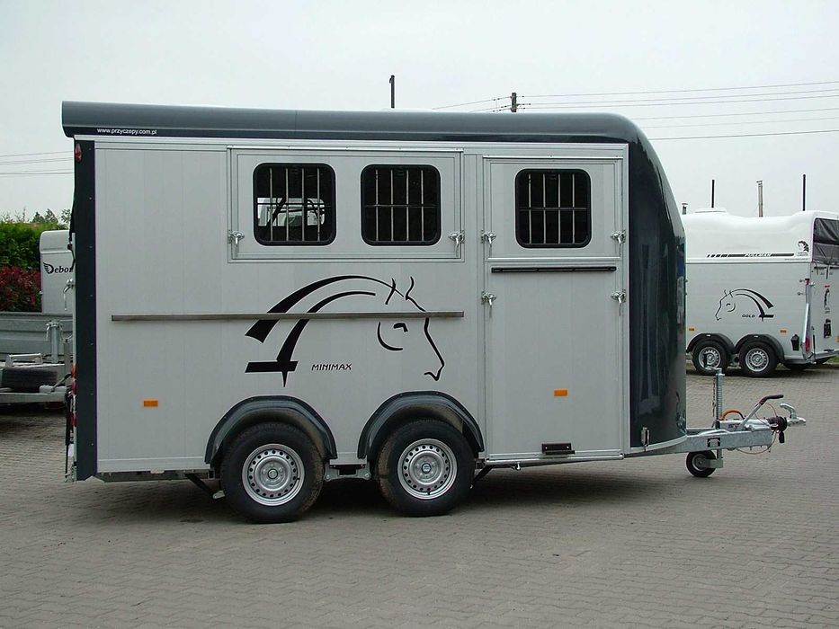 Przyczepa do koni, Trzykonna Aluminiowa