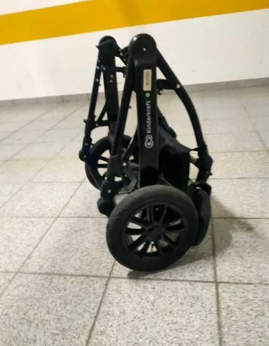 Carrinho bebé kinderkraft com ovo