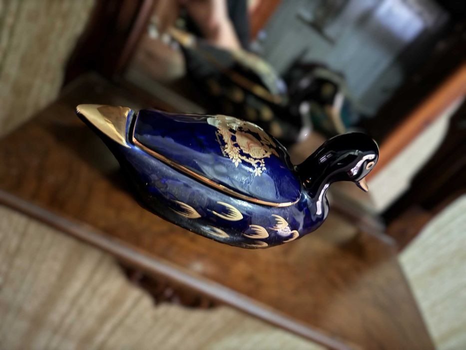 Antigo Pato de porcelana Limoges, França