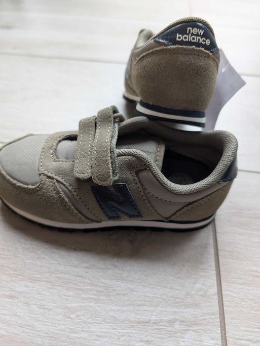 Buty dziecięce New Balance 420 R.27,5
