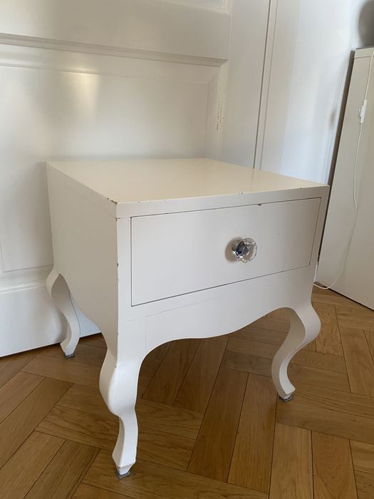 Szafki sypialnia komplet dwie  sztuki biale