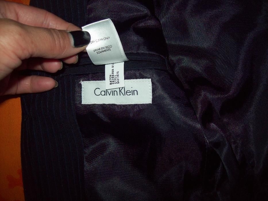 Школьный костюм Calvin Klein 116р состояние идеальное