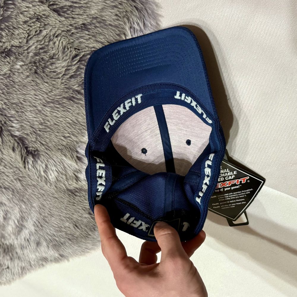 Нова кепка Head Flexfit стандарт розмір 3902