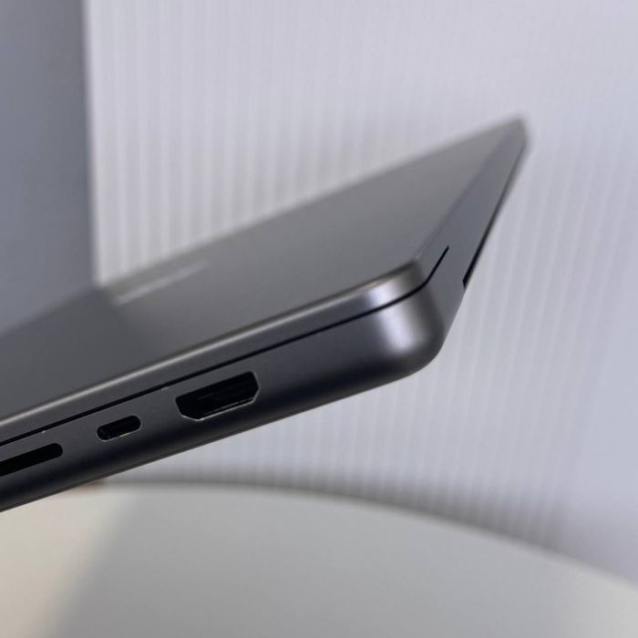 MacBook Pro 16" M1 Pro/16GB/512GB Space Gray 2021 (MK183) Used